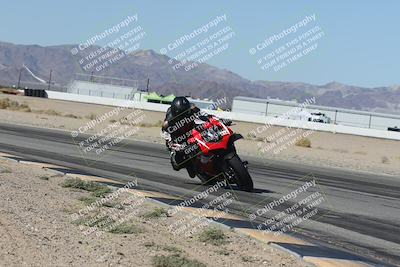 media/Oct-30-2025-Racers Edge (Thu) [[dabbdaf680]]/3-B Group/Session 3 (Turn 15 Inside)/